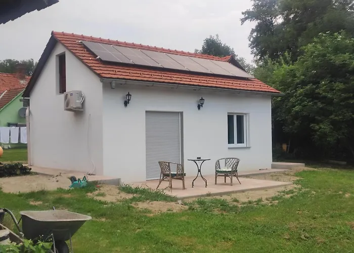 Haus Yuphin