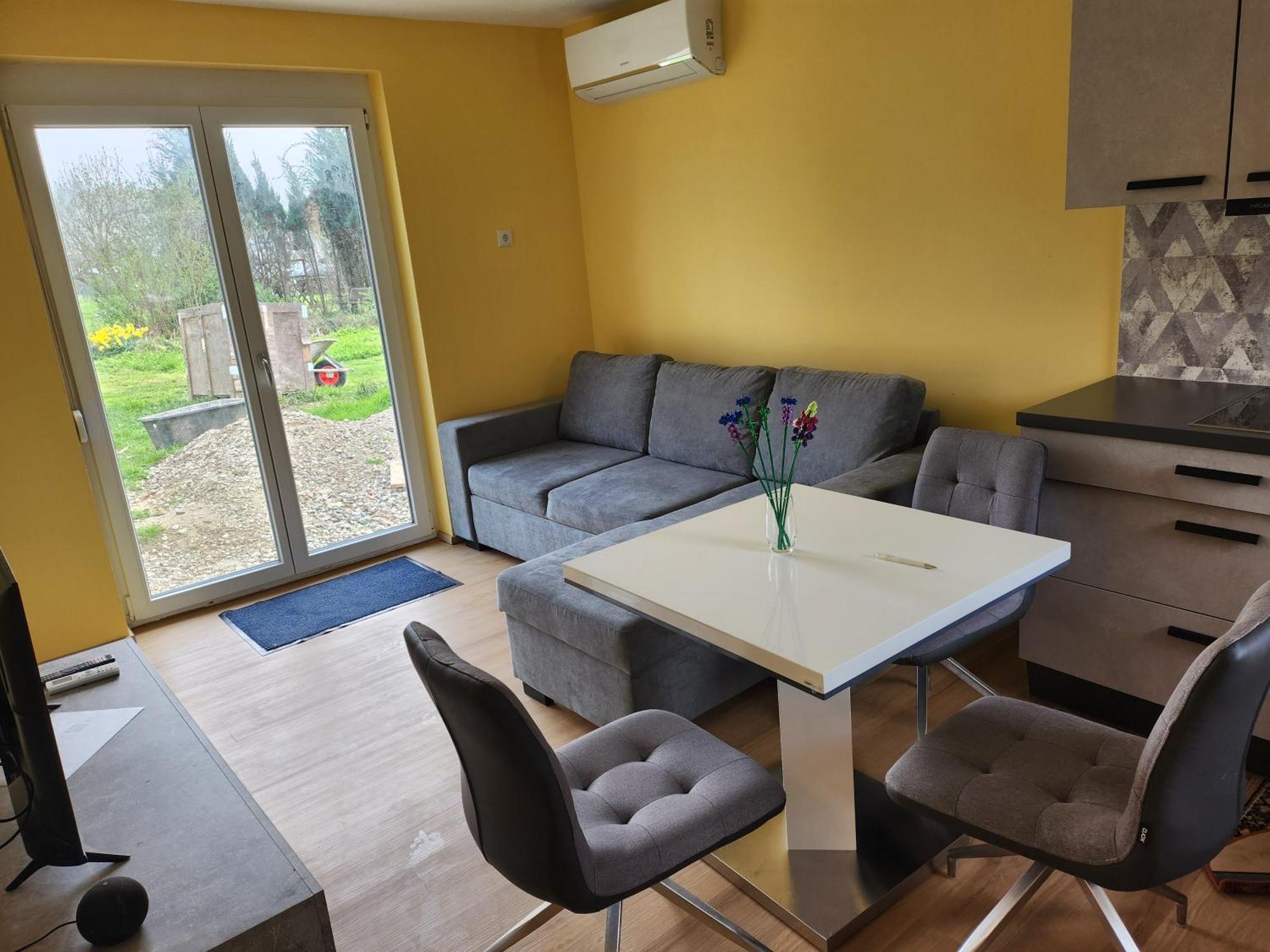 Holiday home Haus Yuphin